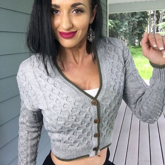 BDG grey green crop fuzzy cardigan sweater - Picture 3 of 8